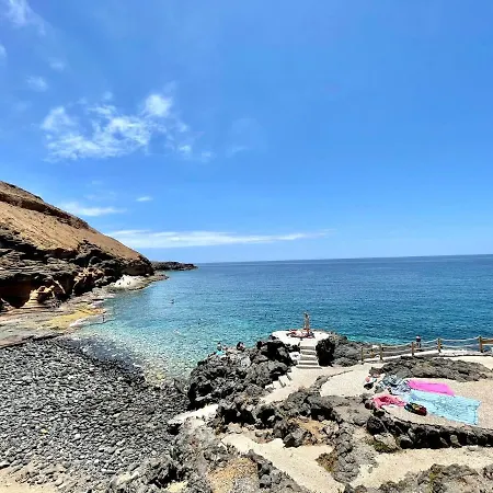 Cozy With Wifi, Pool In Tenerife Sur Costa Del Silencio
