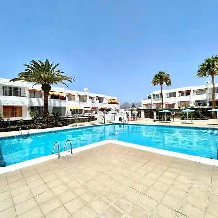 Cozy With Wifi, Pool In Tenerife Sur Lägenhet
