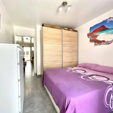 Cozy With Wifi, Pool In Tenerife Sur Lägenhet