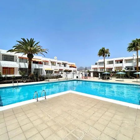 Apartamento Cozy With Wifi, Pool In Tenerife Sur Costa del Silencio