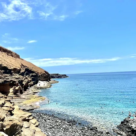 Cozy With Wifi, Pool In Tenerife Sur Apartamento Costa del Silencio
